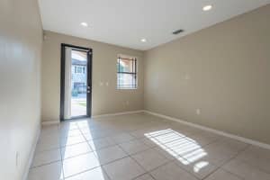 667 NE 35th Ave, Homestead, FL 33033 Sold 01/05/26