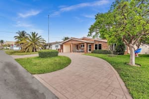 1311 NE 42nd St, Oakland Park, FL 33334 - MLS#F10504952