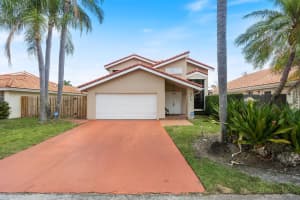 8313 188th Terrace, Hialeah, FL 33015 - MLS#F10505074