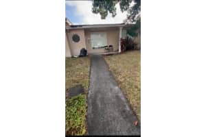 2101 N 52nd Ave, Hollywood, FL 33021 - MLS#F10505097