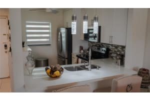 7142 Golf Colony Ct 206, Lake Worth