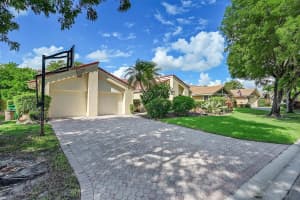 11008 Nw 3rd St, Coral Springs