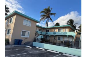 323 Monroe St, Hollywood, FL 33019 - MLS#F10505177