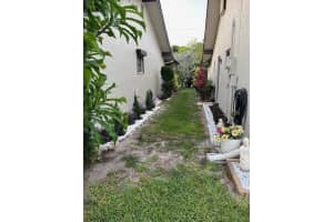2041 SW 15th Pl, Deerfield Beach, FL 33442 - MLS#F10505194