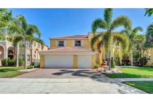 16928 SW 16th St, Pembroke Pines, FL 33027 Sold 08/08/25