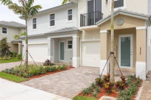 6965 PINES CIRCLE 29, Coconut Creek, FL 33073 - MLS#F10505257