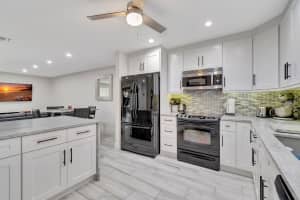 8051 Ambach Way 25-B, Hypoluxo, FL 33462 Sold 08/01/25
