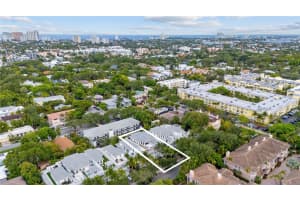220 NE 15th Ave 220, Fort Lauderdale, FL 33301 - MLS#F10505336