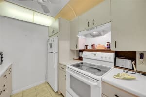 2801 Victoria Way, Coconut Creek, FL 33066 - MLS#F10505357