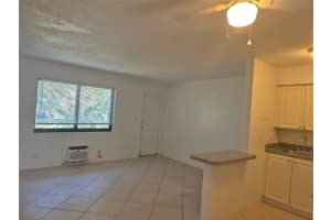 1960 NE 48 St 8, Pompano Beach, FL 33064 - MLS#F10505449