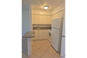 1960 NE 48 St 8, Pompano Beach, FL 33064 - MLS#F10505449
