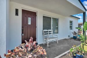 201 NW 52nd Ct, Fort Lauderdale, FL 33309 Sold 08/14/25