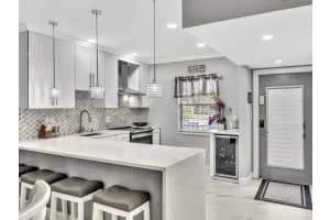 371 Nw 76th Ave 201, Margate