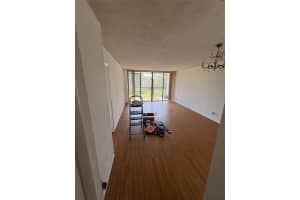 20400 W Country Club Dr 310, Aventura, FL 33180 Sold 07/01/25