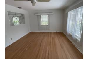 723 N 4th St, Lantana, FL 33462 Sold 12/02/25