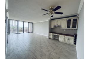 4222 Inverrary Blvd 4617, Lauderhill, FL 33319 Sold 07/02/25