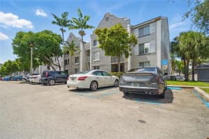 11133 Sw 8th St 306-9, Pembroke Pines