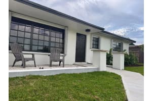 8301 NW 17th Ct, Pembroke Pines, FL 33024 - MLS#F10505631