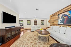 5750 SW 8th Ct, Plantation, FL 33317 Sold 07/25/25