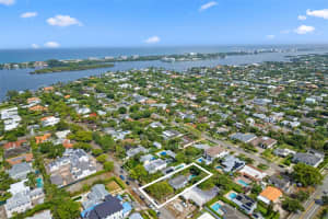 246 Seville Rd, West Palm Beach, FL 33405 - MLS#F10505637