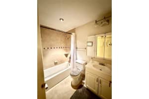 9614 W Mcnab Rd - Sale 204, Tamarac