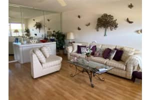211 Richmond A 211, Deerfield Beach