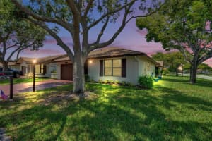 1584 SW 22nd Ter, Deerfield Beach, FL 33442 - MLS#F10505806