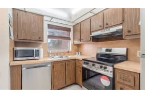 9750 Sunrise Lakes Blvd 302, Sunrise, FL 33322 Sold 11/26/25