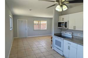109 NW 3rd Ave 2-B, Hallandale Beach, FL 33009 - MLS#F10505825