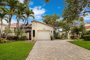 654 DC Emerald Way E, Deerfield Beach, FL 33442 Sold 07/30/25