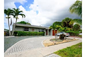 3750 Nw 29th St, Lauderdale Lakes