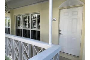 2124 NE 5th Ave 205, Wilton Manors, FL 33305 - MLS#F10505854