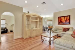 6147 NW 40th St, Coral Springs, FL 33067 Sold 08/20/25