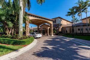 7636 NW 116th Ln, Parkland, FL 33076 Sold 07/17/25