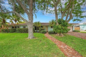 2732 NE 16th St, Fort Lauderdale, FL 33304 Sold 08/29/25