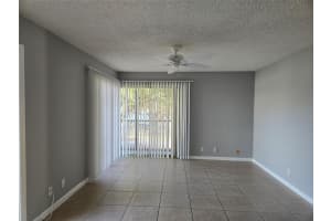1815 Fairview Villas Drive 3, Palm Springs, FL 33406 - MLS#F10505949