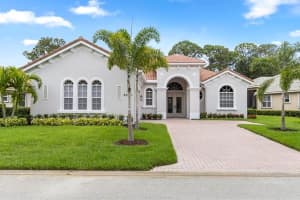 9006 One Putt Pl, Port Saint Lucie, FL 34986 Sold 08/18/25
