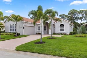 9006 One Putt Pl, Port Saint Lucie, FL 34986 Sold 08/18/25