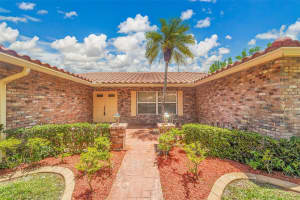 453 NW 101st Ave, Coral Springs, FL 33071 Sold 07/31/25