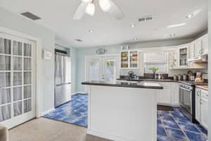 2216 NW 2nd Ave, Wilton Manors, FL 33311 - MLS#F10506038