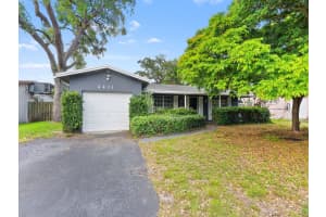 4411 Thomas St, Hollywood, FL 33021 - MLS#F10506078
