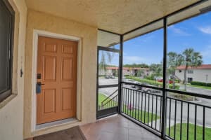 374 Lakeview Dr 203, Weston, FL 33326 Sold 01/06/26