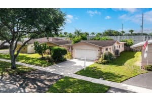 8979 SW 49th St, Cooper City, FL 33328 Sold 09/03/25