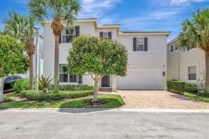 452 Tiffany Oaks Way, Boynton Beach