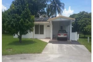 4201 Nw 51st Ave, Lauderdale Lakes