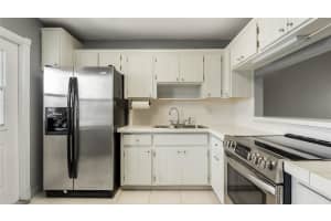 2309 Park Ln 202, Hollywood, FL 33021 Sold 07/31/25