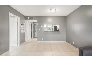 2309 Park Ln 202, Hollywood, FL 33021 Sold 07/31/25