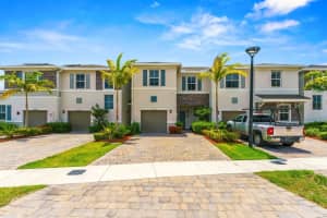 1676 Se 8th Ave, Homestead