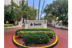 16909 N Bay Rd 111, Sunny Isles Beach, FL 33160 - MLS#F10506210