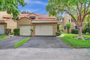 646 N University Dr 0, Plantation, FL 33324 Sold 08/05/25